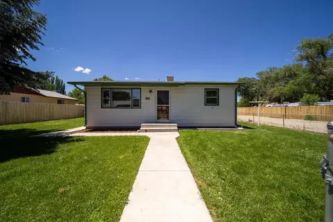 261 Village Ln, Grand Junction, CO 81503