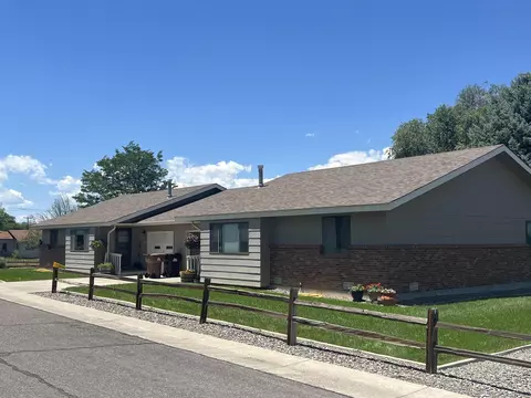 907 S 909 S 6th St, Montrose, CO 81401