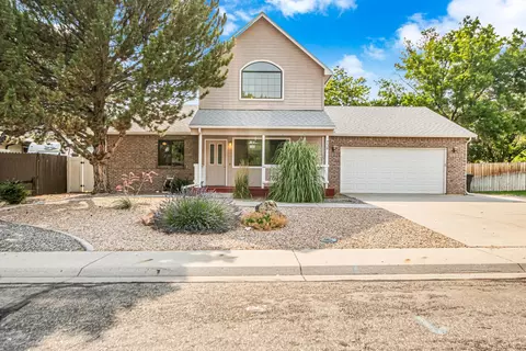 Exterior - 730 Pinyon Ct, Fruita, CO 81521 photo 2 of 7