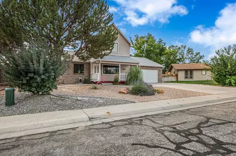 Exterior - 730 Pinyon Ct, Fruita, CO 81521 photo 3 of 7