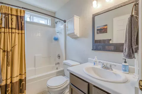 Bath - 428 Forty Niner Dr, Fruita, CO 81521 photo 5 of 5