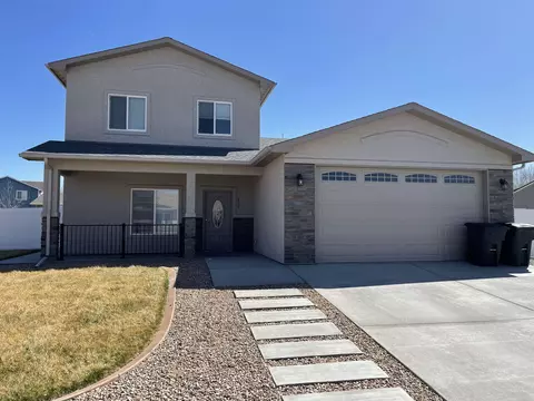 438 Clear Creek Dr, Grand Junction, CO 81504