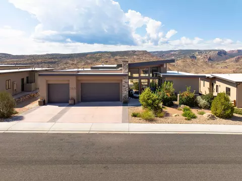 355 Ledges Pt, Grand Junction, CO 81507