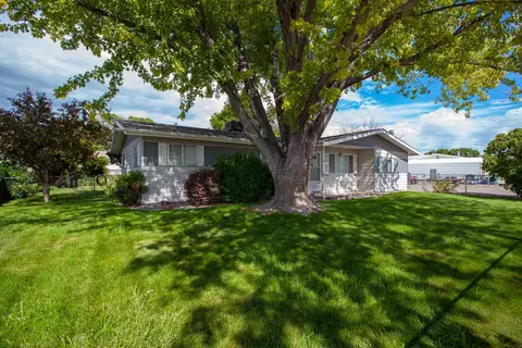 533 E Valley Dr, Grand Junction, CO 81504