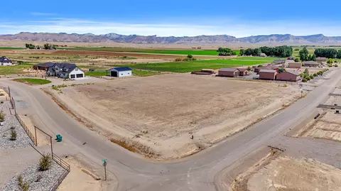 1642 Saddle Ring Ct, Loma, CO 81524
