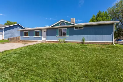 302 Railroad Ave, Parachute, CO 81635