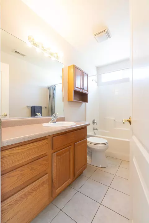 Bath - 653 Hall St, Fruita, CO 81521 photo 1 of 3