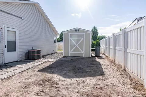 Exterior - 653 Hall St, Fruita, CO 81521 photo 4 of 6