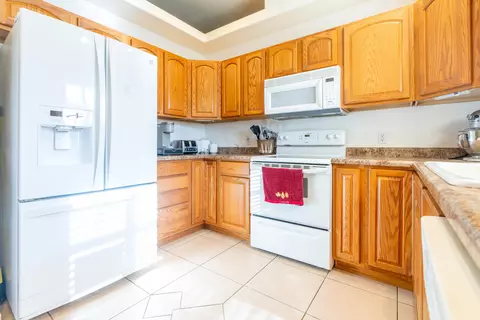 Kitchen - 653 Hall St, Fruita, CO 81521 photo 3 of 3