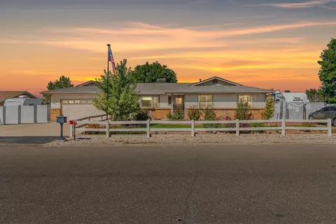 605 Hudsons Bay Dr, Grand Junction, CO 81504