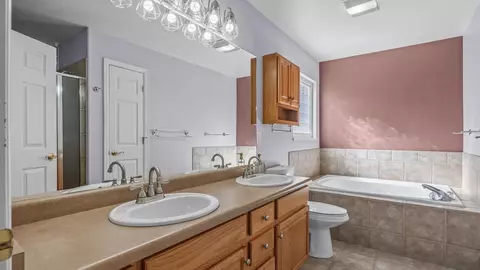 Bath - 212 Elderberry Dr, Fruita, CO 81521 photo 1 of 3