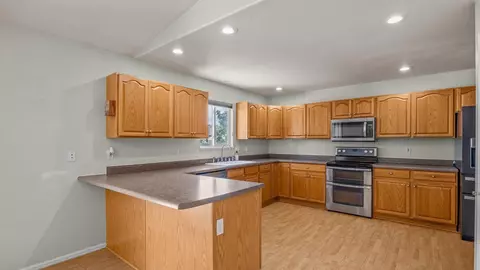 Kitchen - 212 Elderberry Dr, Fruita, CO 81521 photo 2 of 3