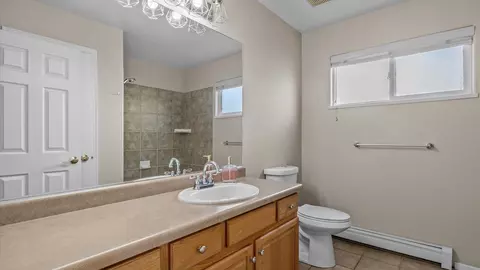 Bath - 212 Elderberry Dr, Fruita, CO 81521 photo 3 of 3
