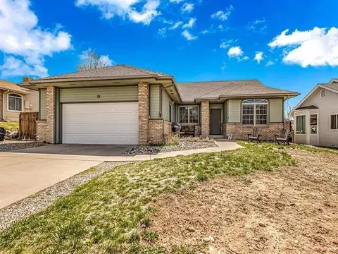 38 Dogwood Ln, Parachute, CO 81635