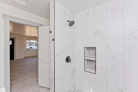 Bath - 716 E Harrison Ave, Fruita, CO 81521 photo 3 of 4