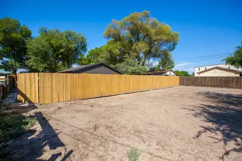 Exterior - 716 E Harrison Ave, Fruita, CO 81521 photo 11 of 14