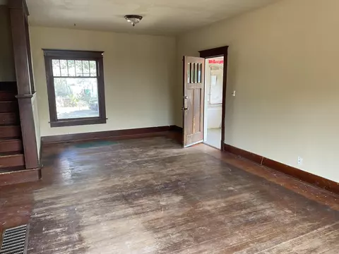 Living - 447 Denver St, De Beque, CO 81630 photo 4 of 6