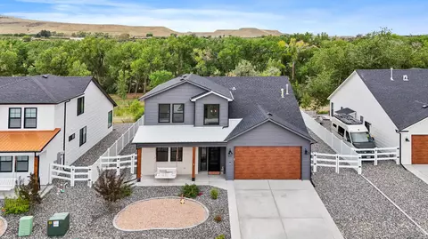 803 Fairhaven Rd, Palisade, CO 81526
