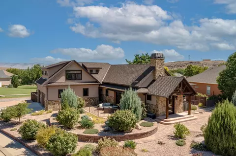 2142 Redcliff Cir, Grand Junction, CO 81507