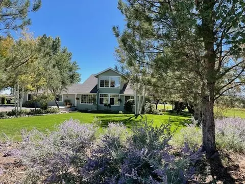 1380 13 34 Rd, Loma, CO 81524
