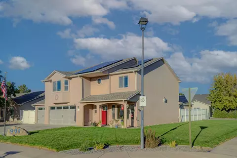 993 Dee Ann St, Fruita, CO 81521 photo 2