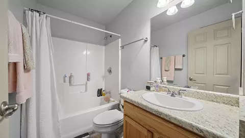 Bath - 108 White Ave, Rangely, CO 81648 photo 1 of 2