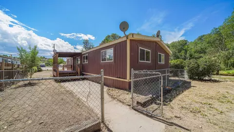 Exterior - 611 E Rio Blanco Ave, Rangely, CO 81648 photo 1 of 5