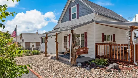 250 NW 5th St, Cedaredge, CO 81413