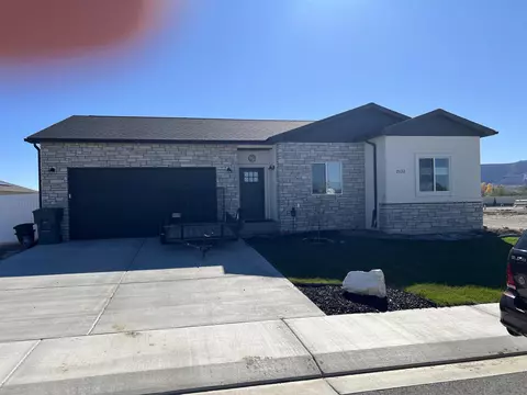 2133 Moon River Rd, Grand Junction, CO 81505