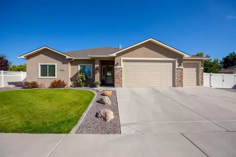 198 Night Hawk Dr, Grand Junction, CO 81503