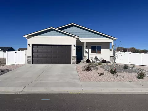 2146 Moon Beam Pl, Grand Junction, CO 81505