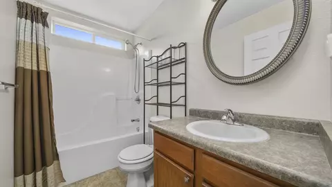 Bath - 901 Halfturn Rd, Rangely, CO 81648 photo 2 of 2