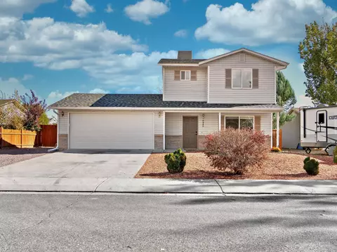 490 12 Aspen Grove Dr, Clifton, CO 81520