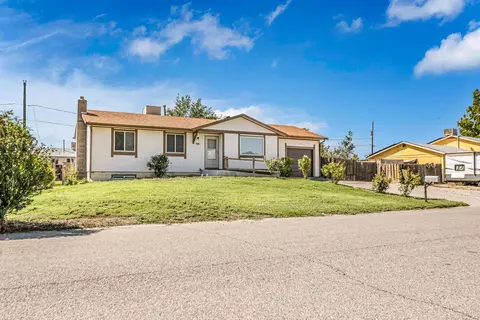 3215 12 Rood Ave, Clifton, CO 81520