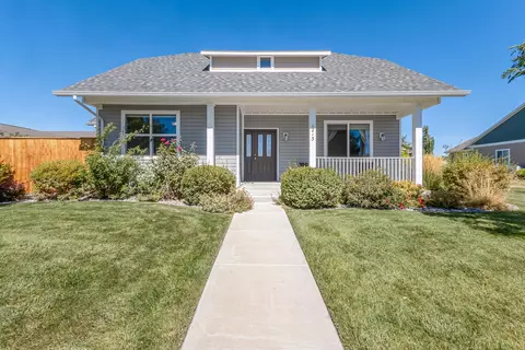 1213 Periwinkle Ln, Fruita, CO 81521
