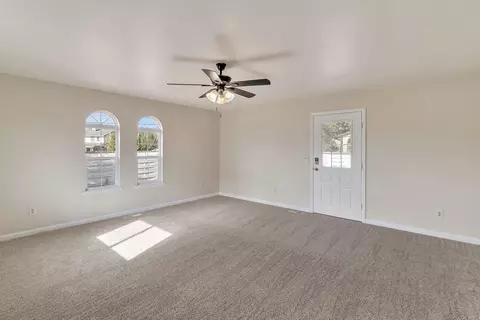Living - 710 Pinyon Ct, Fruita, CO 81521 photo 6 of 7