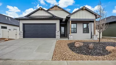 829 Ambrosia Ave, Grand Junction, CO 81505
