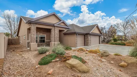Exterior - 860 Doug Dr, Fruita, CO 81521 photo 3 of 7