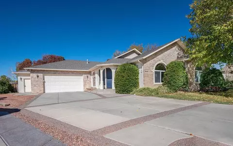 685 Moonridge Ct, Grand Junction, CO 81505