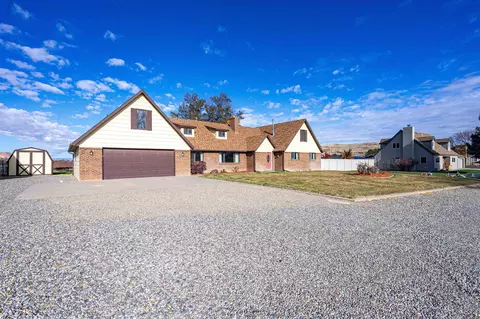 443 Avenal Ln, Grand Junction, CO 81507