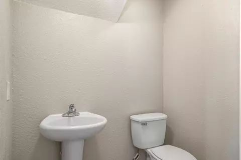Bath - 175 Wimberly Dr, Fruita, CO 81521 photo 3 of 3
