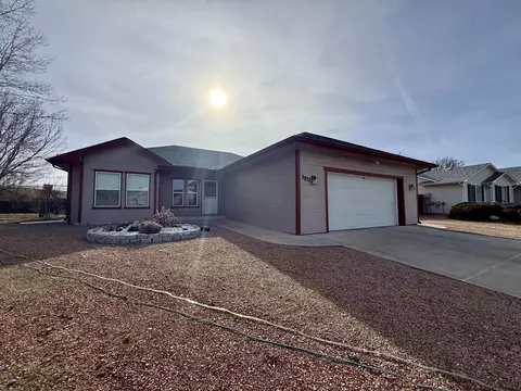 3037 Milburn Ct, Grand Junction, CO 81504