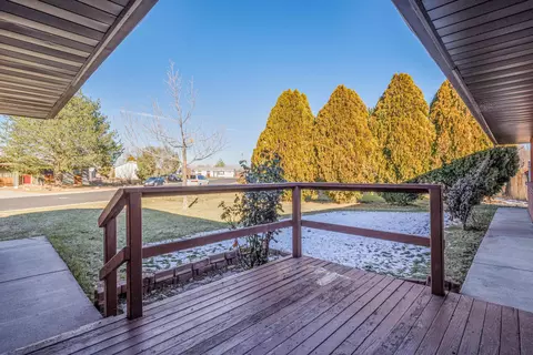 Exterior - 236 E Heritage Ct, Fruita, CO 81521 photo 3 of 8