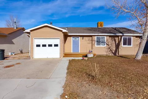 1060 Tanglewood Ln, Rangely, CO 81648