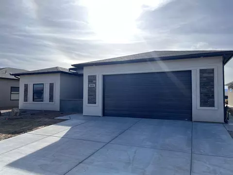 2691 Meadowcrest Ct, Grand Junction, CO 81506