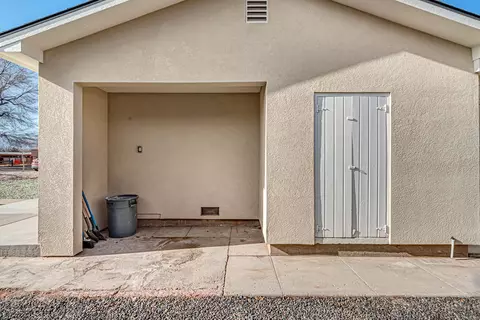 Exterior - 971 E Aspen Ave, Fruita, CO 81521 photo 3 of 8