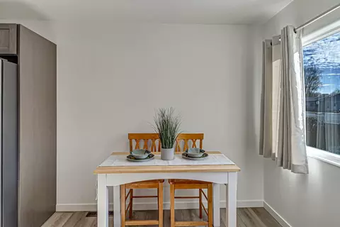 Dining - 971 E Aspen Ave, Fruita, CO 81521 photo 1 of 1