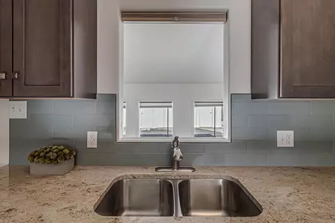 Kitchen - 971 E Aspen Ave, Fruita, CO 81521 photo 5 of 6