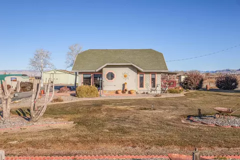 1026 Q Rd, Mack, CO 81525