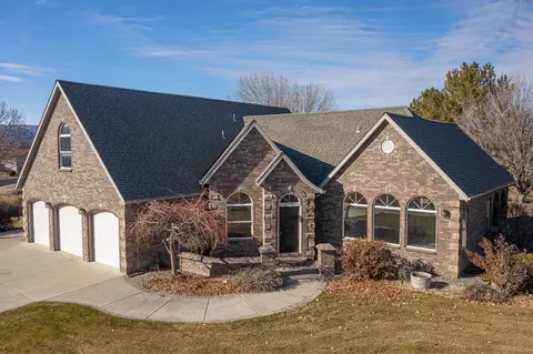 2542 Falls View Cir, Grand Junction, CO 81505
